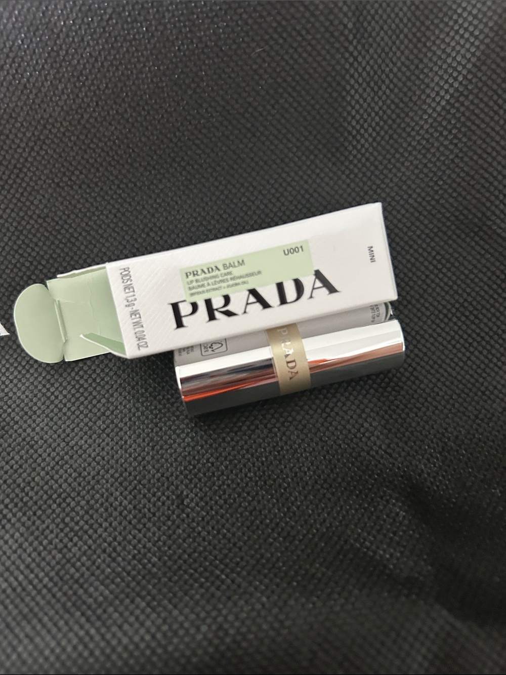 Prada lip blushing care balm - Picture 8 of 17